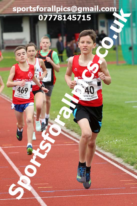 800 metres, NECAA Open Meeting, Morpeth, Sunday, September 27th. David T. Hewitson/Sports for All Pics